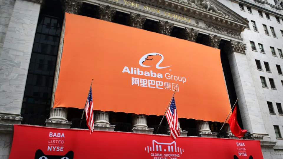 Alibaba, JD.com up; Applied Materials, Amcor down - Midday stock movers