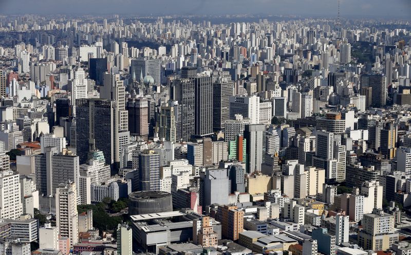 Brazil's government sees inflation within target band, unlike markets