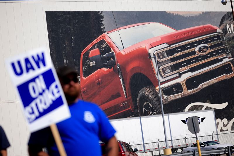 UAW says majority of workers at Ford joint-venture battery plant sign union cards