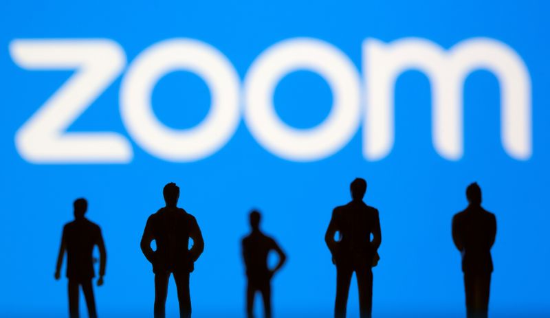 Zoom raises annual revenue and profit forecasts, expands share repurchase