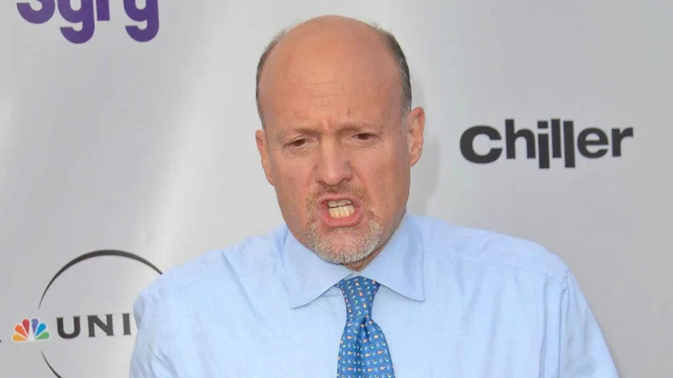 Jim Cramer: Reddit Is 'Fabulous,' Dow Is A 'Tough' One