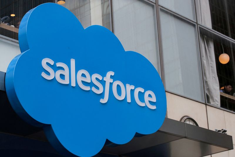 Salesforce's third-quarter revenue beats on strong cloud demand