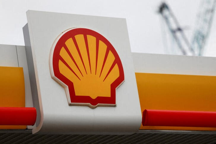 Exclusive-Shell slows offshore wind spending, splits power business in CEO review