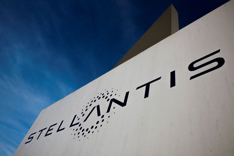 Stellantis, China's CATL to invest $4.33 billion in EV battery factory in Spain