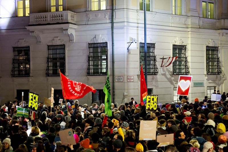 Austria's far-right led coalition talks set to begin, thousands protest