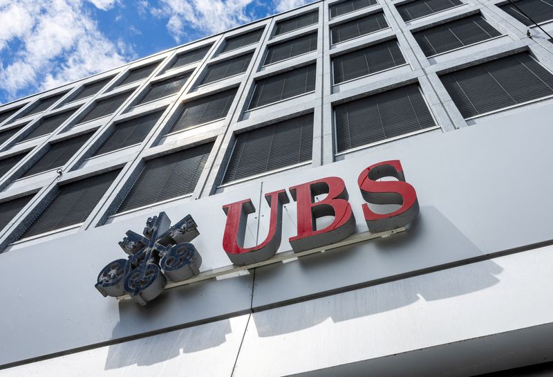 UBS nears settlement over Credit Suisse tax evasion case, WSJ reports