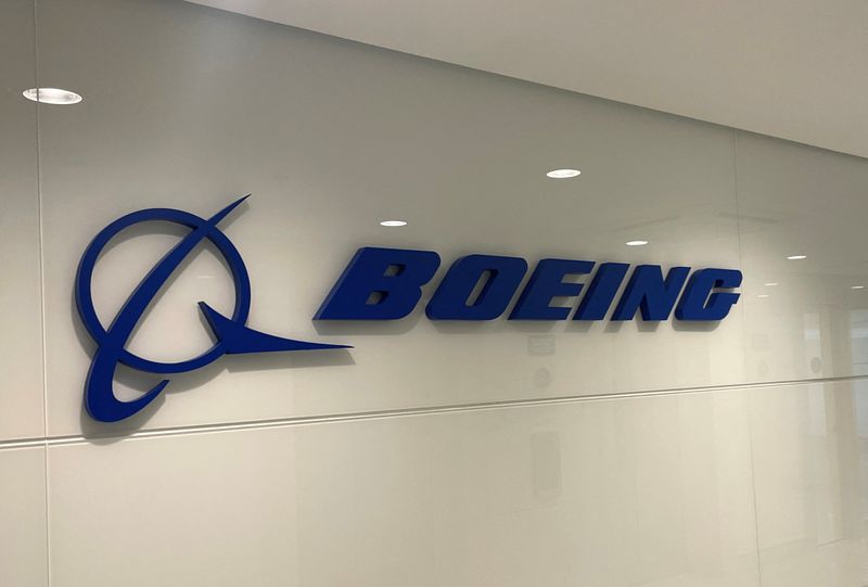 Boeing donating $1 million to Trump presidential inaugural fund, spokesperson says