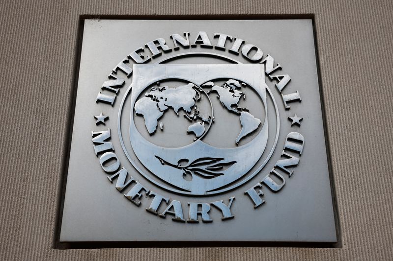 IMF lifts US outlook, warns countries against protectionism, subsidies