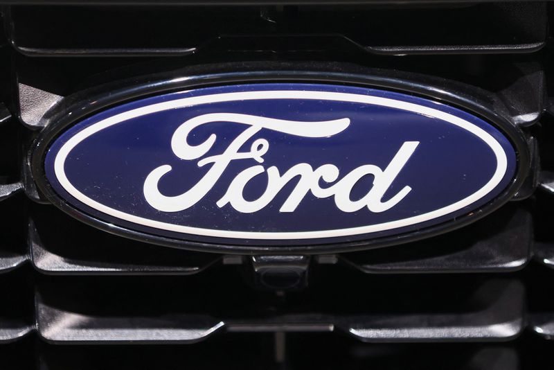 US upgrades probe into 129,000 Ford vehicles over hands-free tech