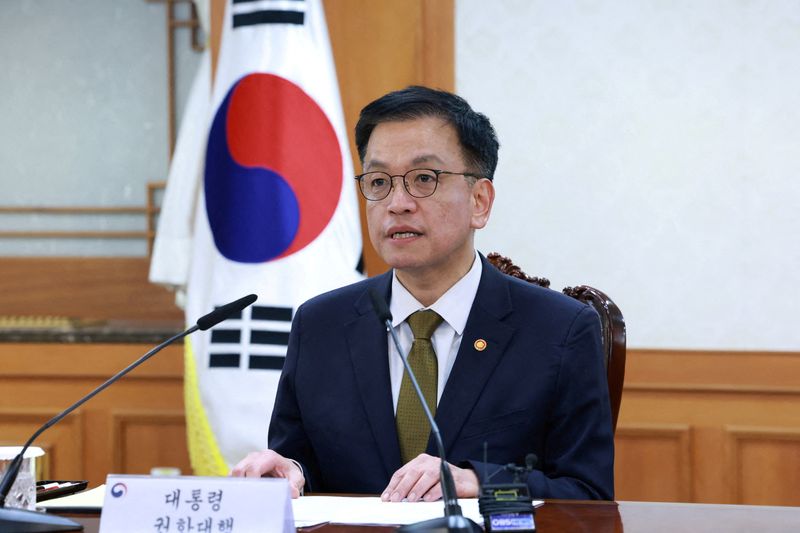 South Korea acting president hopes for reciprocal ties with Trump administration