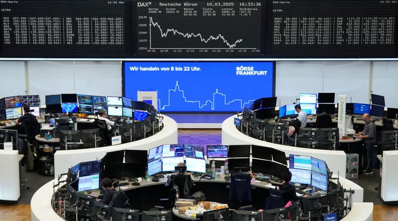 European shares fall after fresh Trump tariff threats