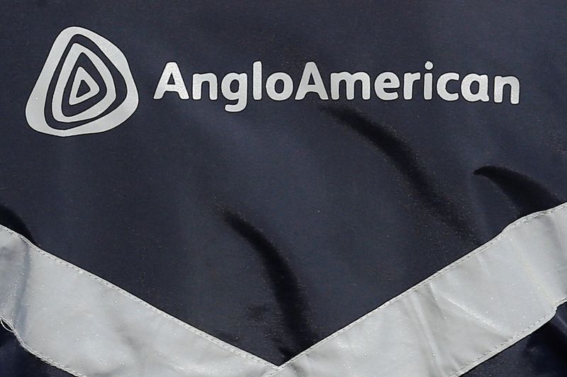 Anglo American planning more job cuts, Bloomberg News reports